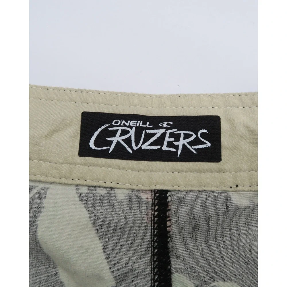 ONeill Cruzers Mens Board Shorts Black Floral Print Size 38 NWT